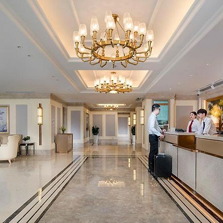 Vienna 3 Best Hotel Shenzhen Airong Road Экстерьер фото