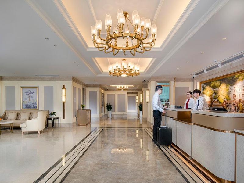 Vienna 3 Best Hotel Shenzhen Airong Road Экстерьер фото